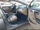 HYUNDAI ELANTRA LIMITED 5NPDH4AEXBH048400 снимка