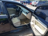VOLKSWAGEN PASSAT 2.5L SE 1VWBP7A39CC015294 снимка