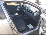 TOYOTA C-HR XLE NMTKHMBX3KR100868 снимка
