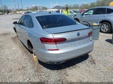 Volkswagen Passat 2.0T R-Line 1VWMA7A32LC011193 снимка