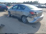 MAZDA MAZDA3 I SPORT JM1BL1U88D1703819 photo