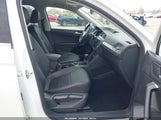 VOLKSWAGEN TIGUAN 2.0T SE/2.0T SE R-LINE BLACK/2.0T SEL 3VV2B7AX6LM091916 fotografie
