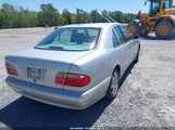 MERCEDES-BENZ E 320 SPECIAL EDITION WDBJF65J72B441380 снимка