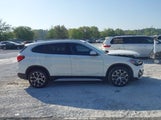BMW X1 SDRIVE28I WBXJG7C04N5V17688 photo