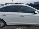 HYUNDAI SONATA HYBRID SE KMHE24L11HA045817 снимка