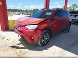 TOYOTA RAV4 XLE JTMWFREV1HJ120672 снимка