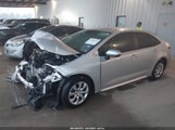 TOYOTA COROLLA LE 5YFB4MDE5SP253480 снимка
