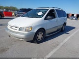 TOYOTA SIENNA XLE 4T3ZF13C2YU171440 снимка