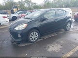 Toyota Prius C One JTDKDTB32E1081137 снимка