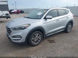 HYUNDAI TUCSON SEL KM8J33A48JU623029 снимка