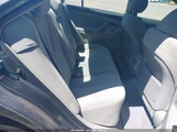TOYOTA CAMRY LE 4T1BE46K77U046272 снимка