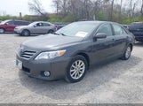 TOYOTA CAMRY XLE V6 4T1BK3EK6AU104979 fotografie