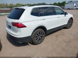 VOLKSWAGEN TIGUAN 2.0T SE/2.0T SEL/2.0T SEL R-LINE/2.0T SEL R-LINE BLACK 3VV3B7AX5KM194120 photo