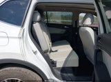 VOLKSWAGEN TIGUAN 2.0T SE/2.0T SEL/2.0T SEL R-LINE/2.0T SEL R-LINE BLACK 3VV3B7AX5KM194120 photo