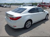 LEXUS ES 300H JTHBW1GG0D2002520 снимка