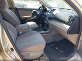 TOYOTA RAV4 JTMBD33V886076628 снимка