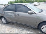 TOYOTA CAMRY LE 4T1BE32K92U587008 снимка