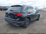 Volkswagen Tiguan 2.0T Se/2.0T Se R-Line Black/2.0T Sel 3VV2B7AX0MM132946 photo