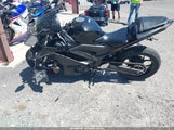 YAMAHA YZFR3 A MH3RH18Y6PK009608 photo