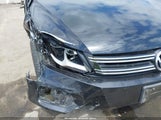 VOLKSWAGEN TIGUAN 2.0T WOLFSBURG EDITION WVGRV7AX2HK005905 снимка