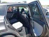 TOYOTA RAV4 XLE JTMWFREV0GJ070667 снимка