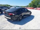 TOYOTA CAMRY SE 4T1T11AK4NU698415 fotografie