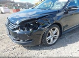 VOLKSWAGEN PASSAT 1.8T SE 1VWBT7A35FC062984 снимка