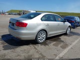 Volkswagen Jetta 1.8T Se 3VWD17AJ7EM252862 photo