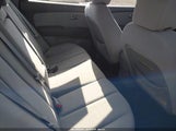HYUNDAI ELANTRA GLS KMHDU4AD7AU146688 снимка