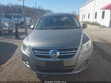 VOLKSWAGEN TIGUAN SE/SEL WVGBV75N09W511849 photo
