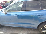 VOLVO XC60 T5 R-DESIGN LYV102RM8JB096499 снимка