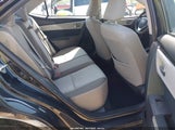 Toyota Corolla Le 2T1BURHE7JC019668 снимка