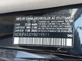 MERCEDES-BENZ E 320 WDBJF65J0YB019511 снимка