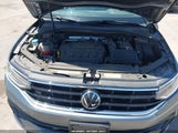 VOLKSWAGEN TIGUAN 2.0T SE R-LINE BLACK 3VV8B7AX4NM154637 снимка