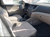HYUNDAI TUCSON SE KM8J2CA44JU644303 снимка