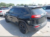 JEEP CHEROKEE LATITUDE FWD 1C4PJLCB8JD620597 снимка