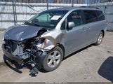 TOYOTA SIENNA LE V6 8 PASSENGER 5TDKK3DCXCS239372 снимка