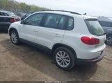 VOLKSWAGEN TIGUAN 2.0T/2.0T S WVGBV7AX8HK054298 снимка
