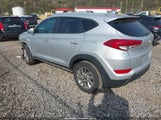 HYUNDAI TUCSON SE PLUS KM8J3CA40HU385333 снимка
