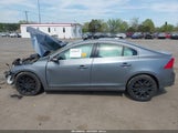VOLVO S60 T5 R-DESIGN SPECIAL EDITION YV126MFP6G2397628 photo