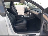 TESLA MODEL Y LONG RANGE DUAL MOTOR ALL-WHEEL DRIVE 7SAYGDEE2RA248369 fotografie