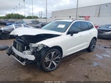 VOLVO XC60 RECHARGE PLUG-IN HYBRID T8 ULTIMATE DARK THEME YV4H60DM2R1877155 fotografie