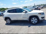 JEEP COMPASS LATITUDE 4X4 3C4NJDBB8KT847766 снимка