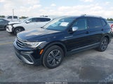 VOLKSWAGEN TIGUAN 2.0T WOLFSBURG EDITION 3VVTB7AX6RM218502 снимка