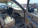 GMC YUKON XL 1500 SLT 1GKEC16Z25J229939 fotografie
