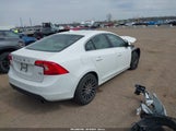 VOLVO S60 T5 YV1622FS0C2145678 fotografie