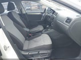 VOLKSWAGEN JETTA 1.4T S 3VW2B7AJ9HM327649 снимка