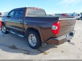 Toyota Tundra  5.7L V8 5TFGY5F16EX168227 fotografie