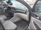 HYUNDAI TUCSON SE KM8J23A48KU923772 снимка