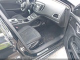 Chrysler 200 Limited 1C3CCCAB3GN133794 photo